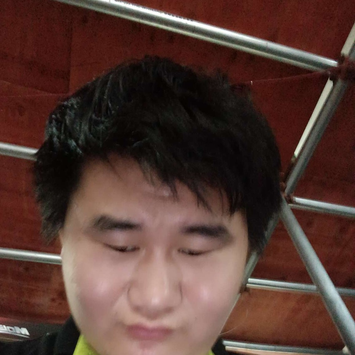 爆米花深拥曾经的照片