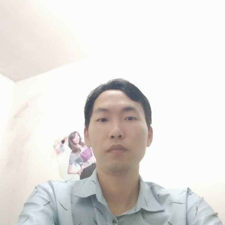 红玫瑰说亲爱的的照片