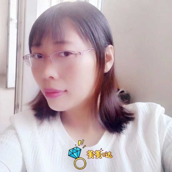 黎明的小狐狸的照片