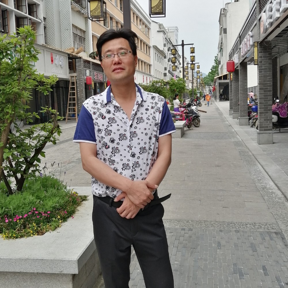 外套就冷傲的照片