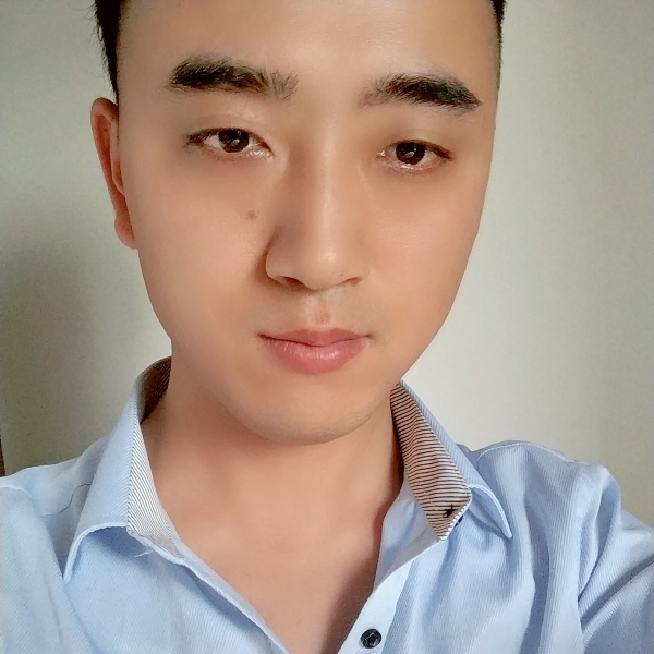 斑驳美女的照片