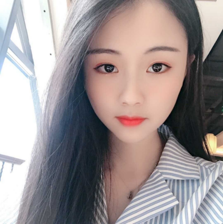 小梦璃的照片