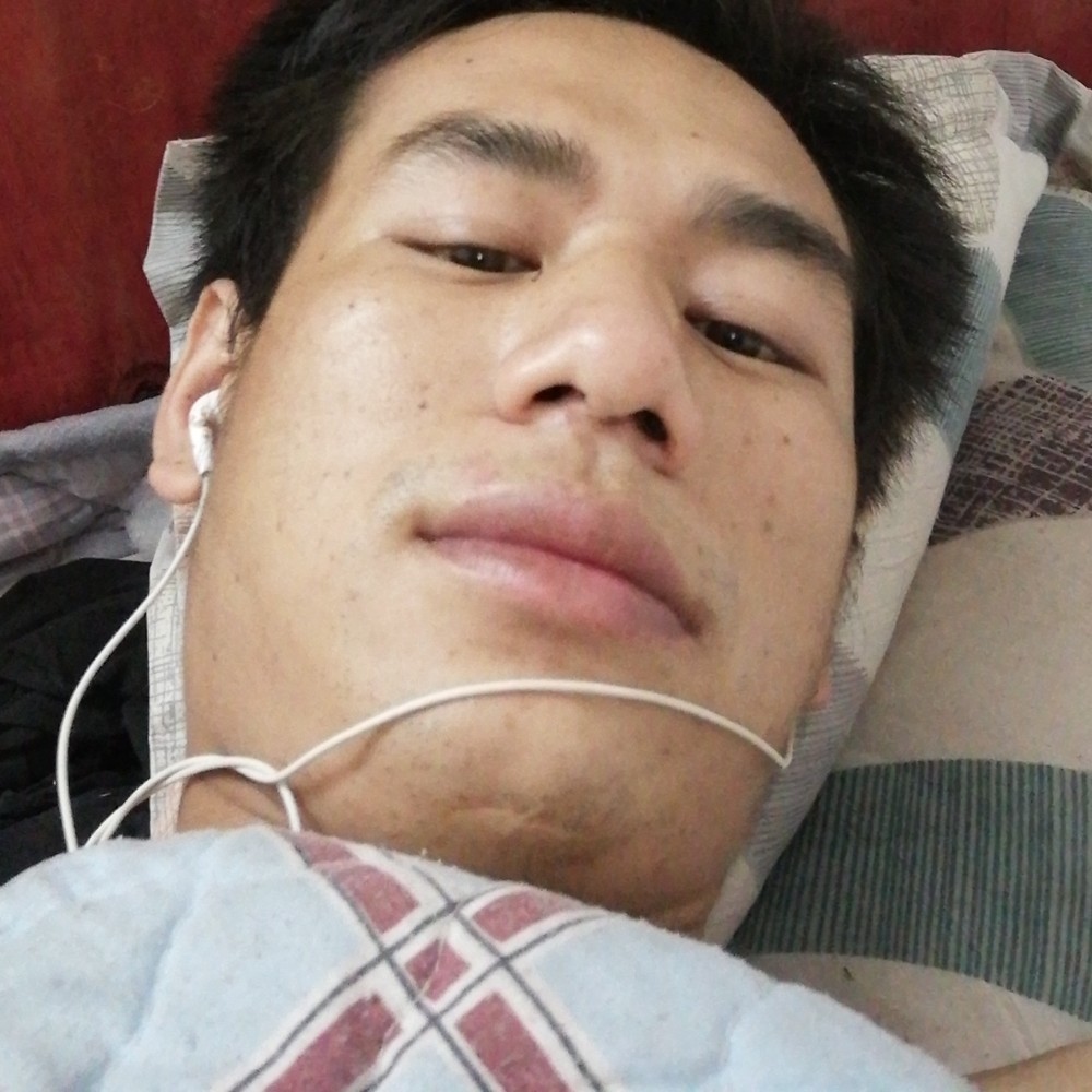 青洪阳的照片