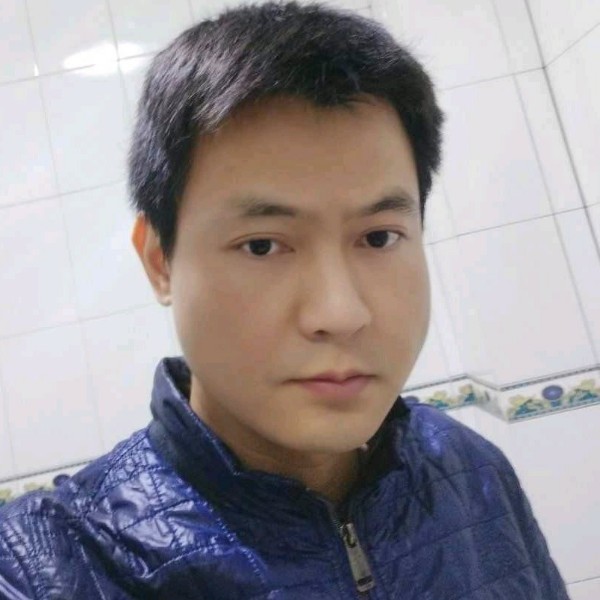 甜美邂逅朋友的照片