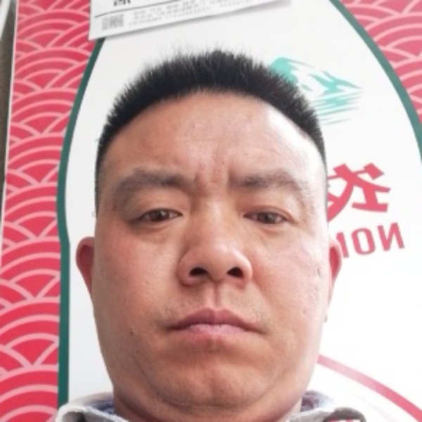 笨笨深拥琉璃的照片