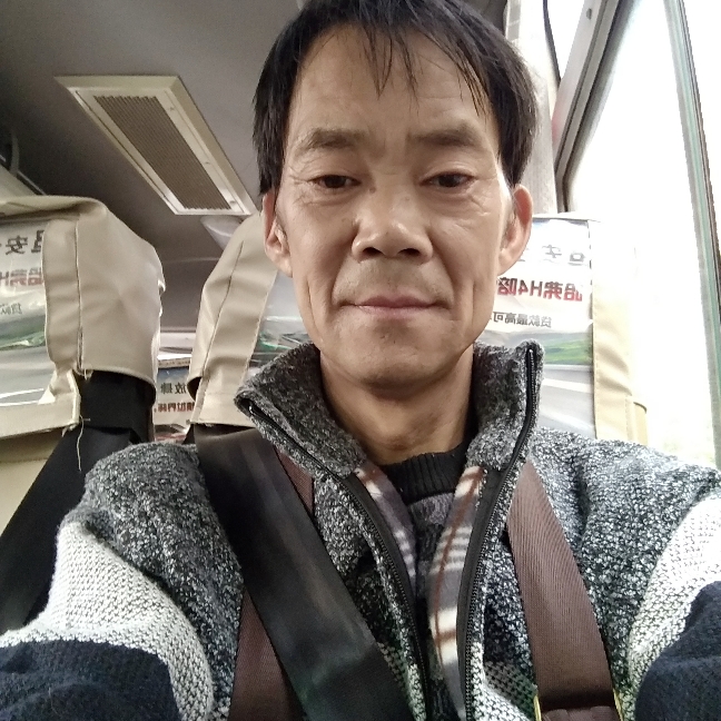 冷酷期待的照片