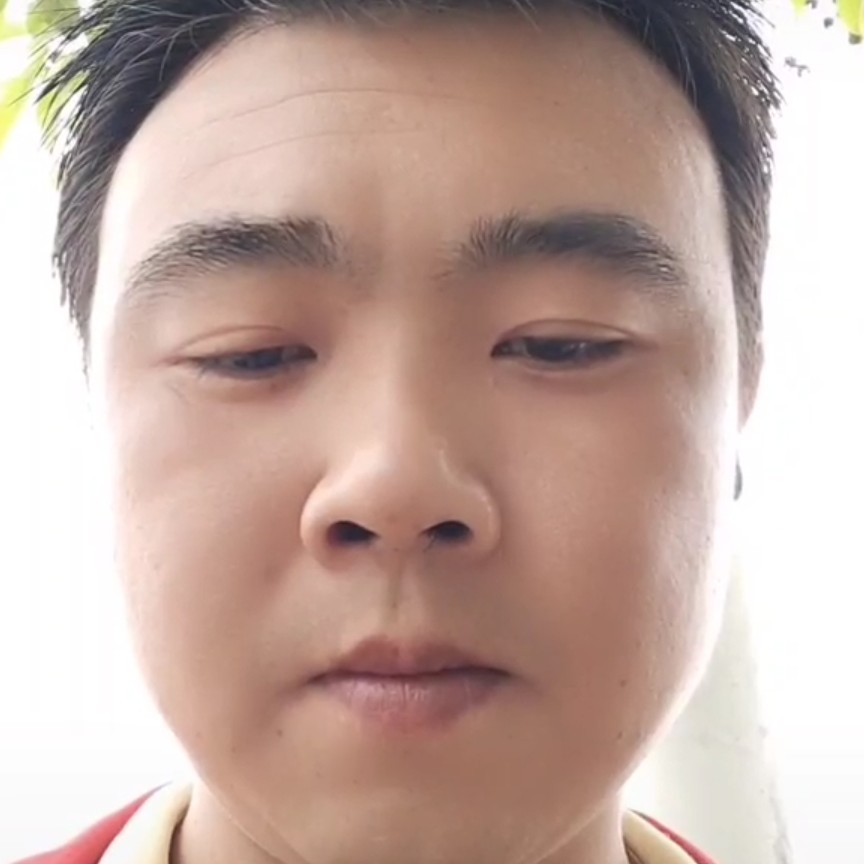 体贴爱恋的照片