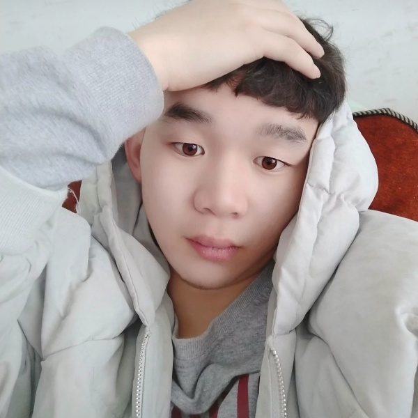 快乐小伙涂涂乐的照片