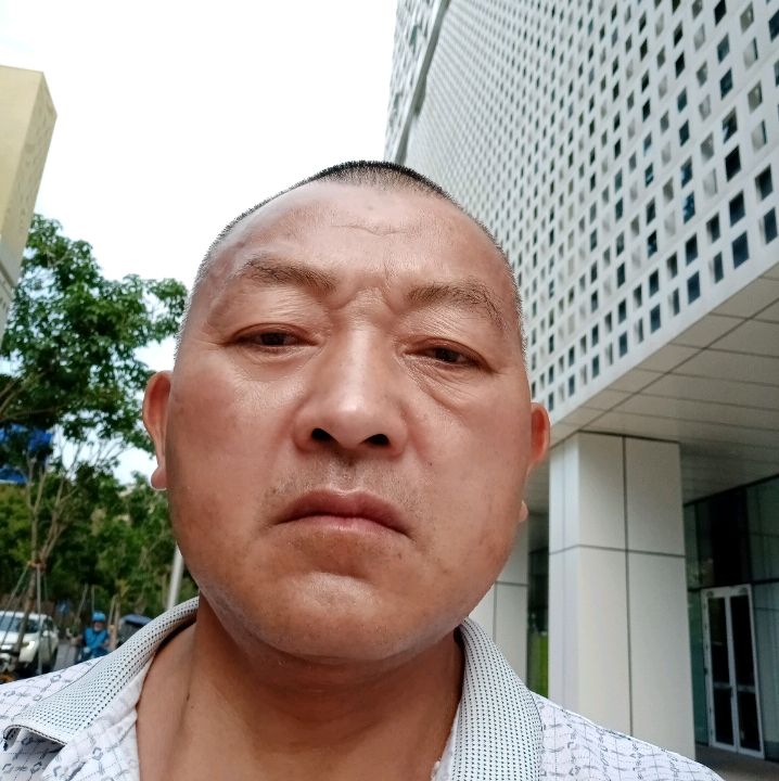 王卜吉的照片