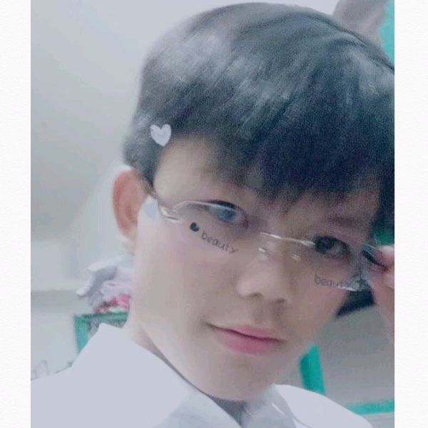 张梁，good的照片