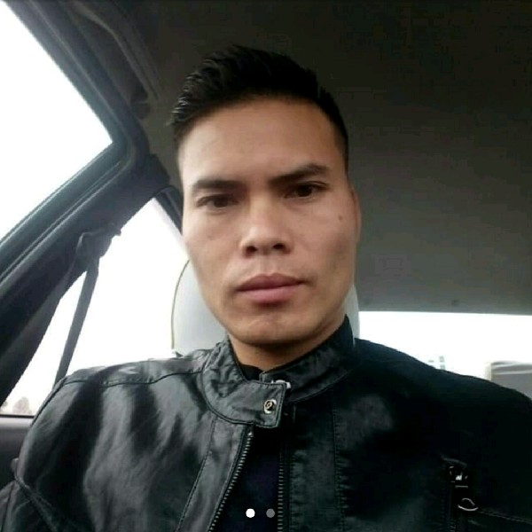 水杯英勇的照片