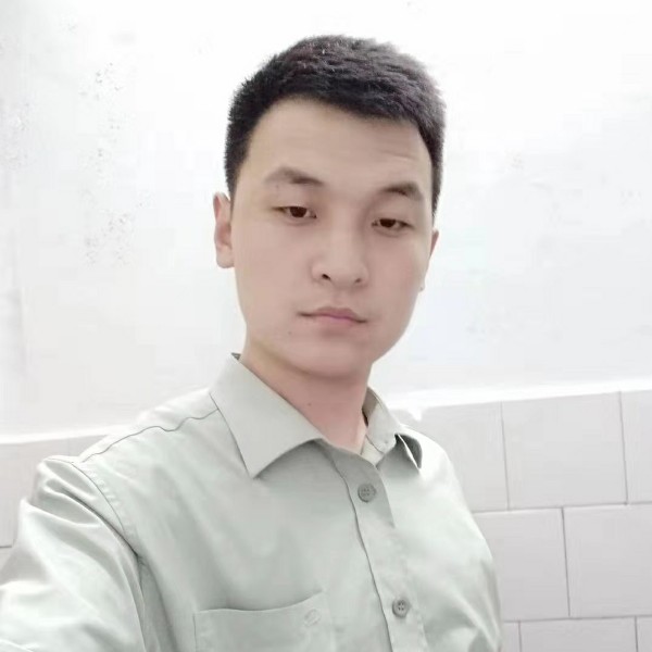 武警佳的照片