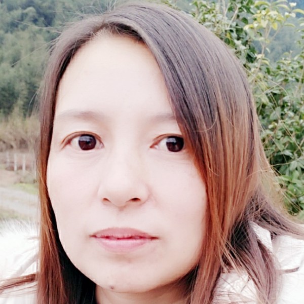 百合灼热的照片