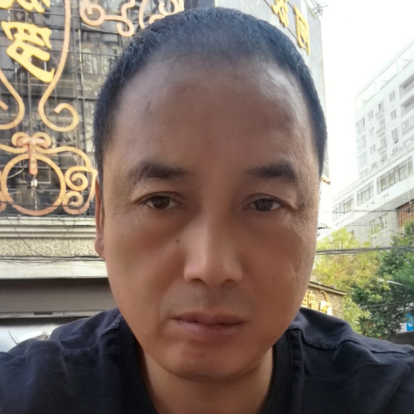 帅气老小孩的照片