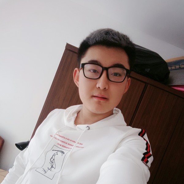 请接收你的男朋友的照片