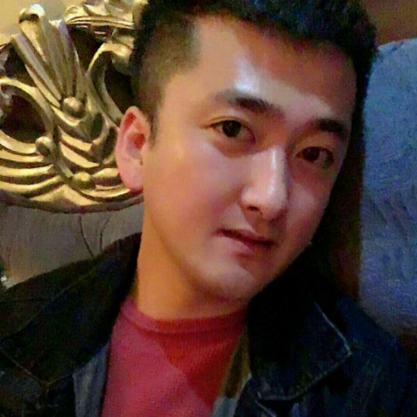 小金金金金的照片