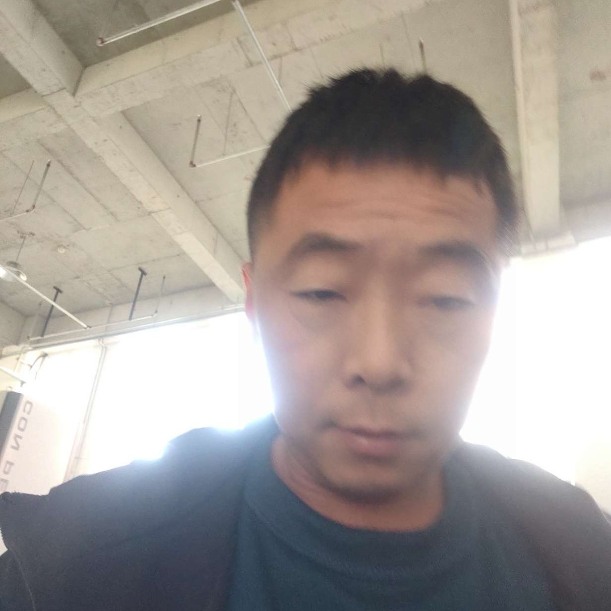 霓裳与危机的照片