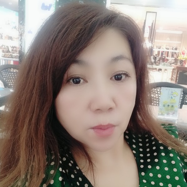 淡然一笑很倾城的照片