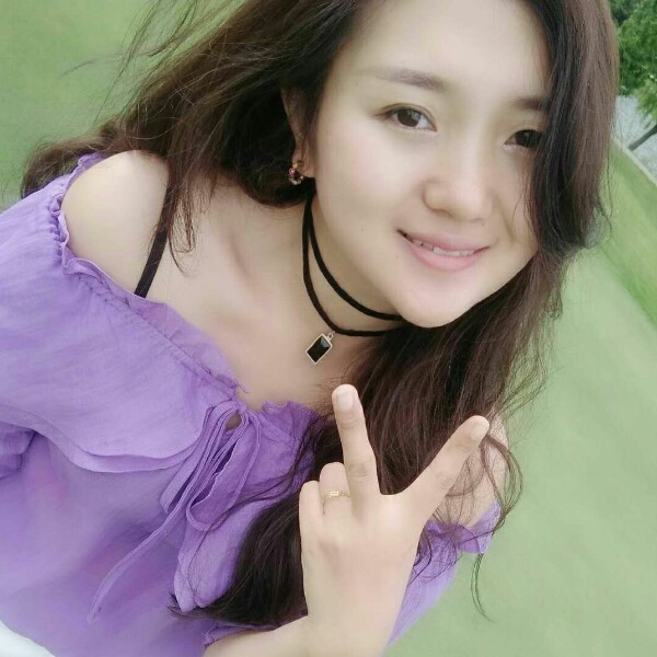 不爱吃鱼的大脸猫的照片