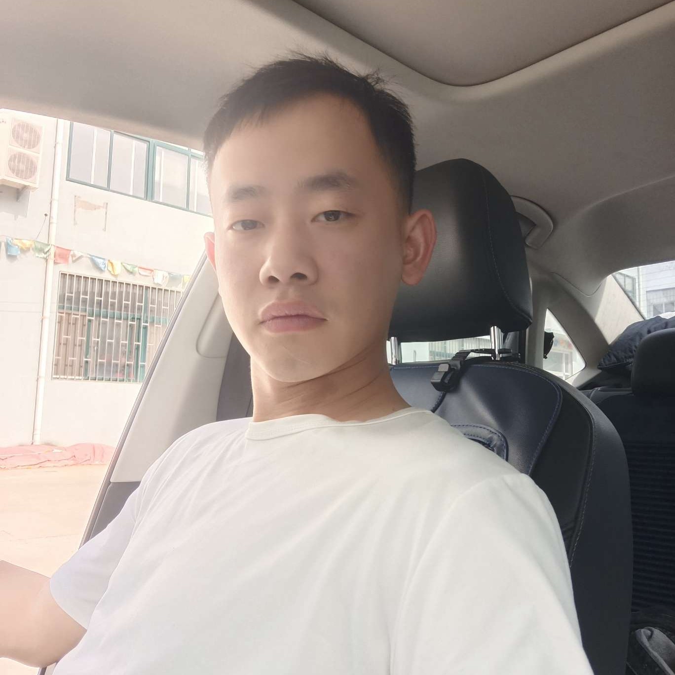 无牙仔的照片
