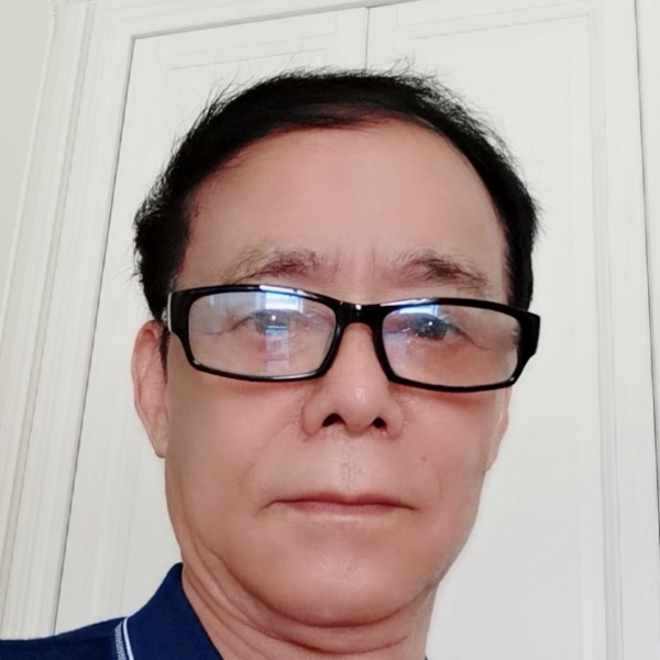 稳健行事的照片