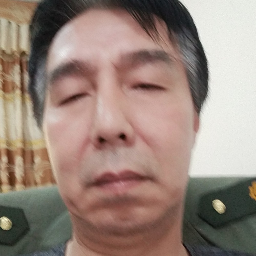 热情那石头的照片