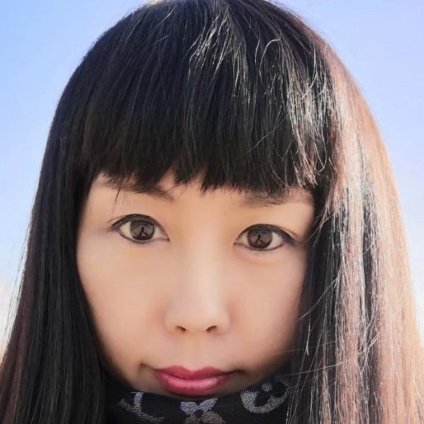 香水丫丫的照片