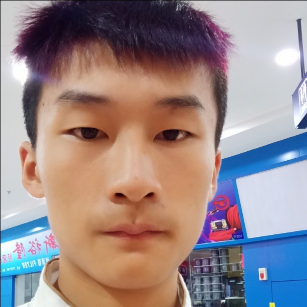 邓名治的照片