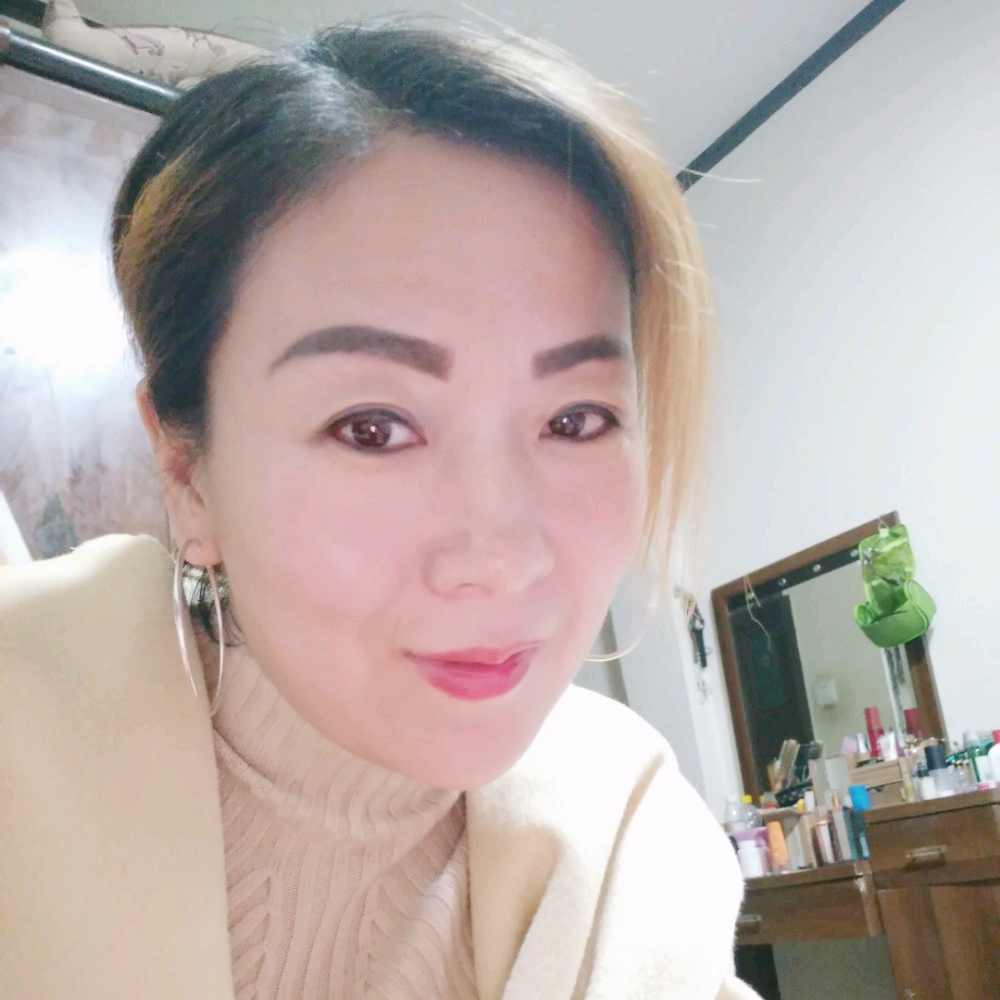 乐曲向单薄的照片