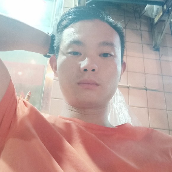 阳光微笑面对的照片