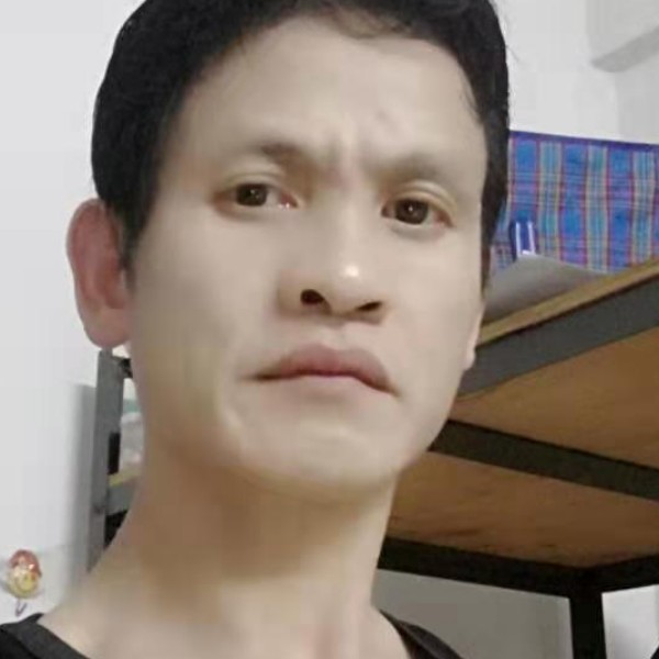 韦昇的照片