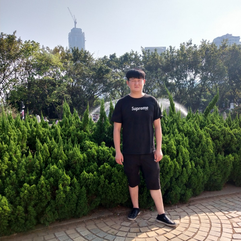 黯然保卫小蘑菇的照片