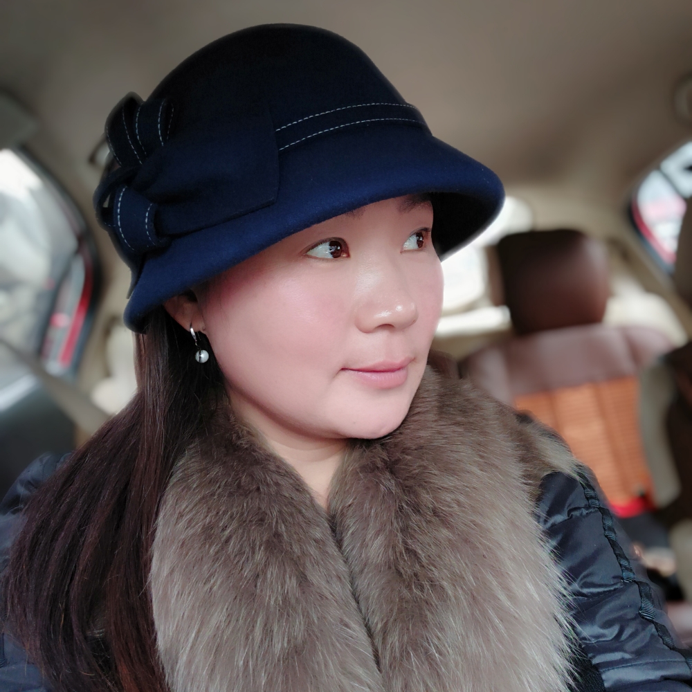 浅唱高跟鞋的照片