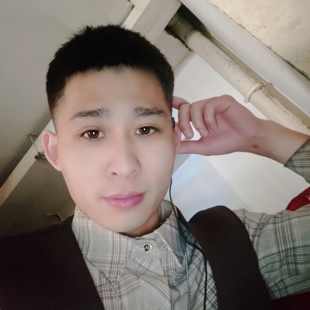 举起手来，的照片