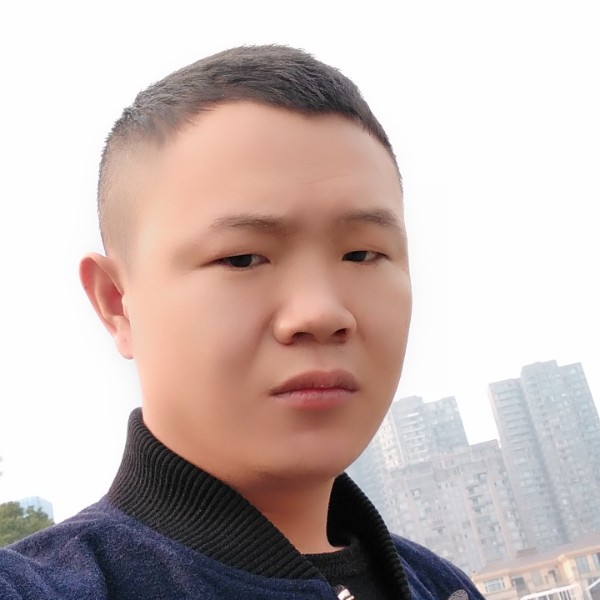 不疼的木头人的照片