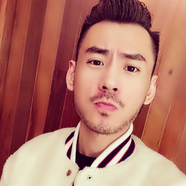 维杰杰的照片