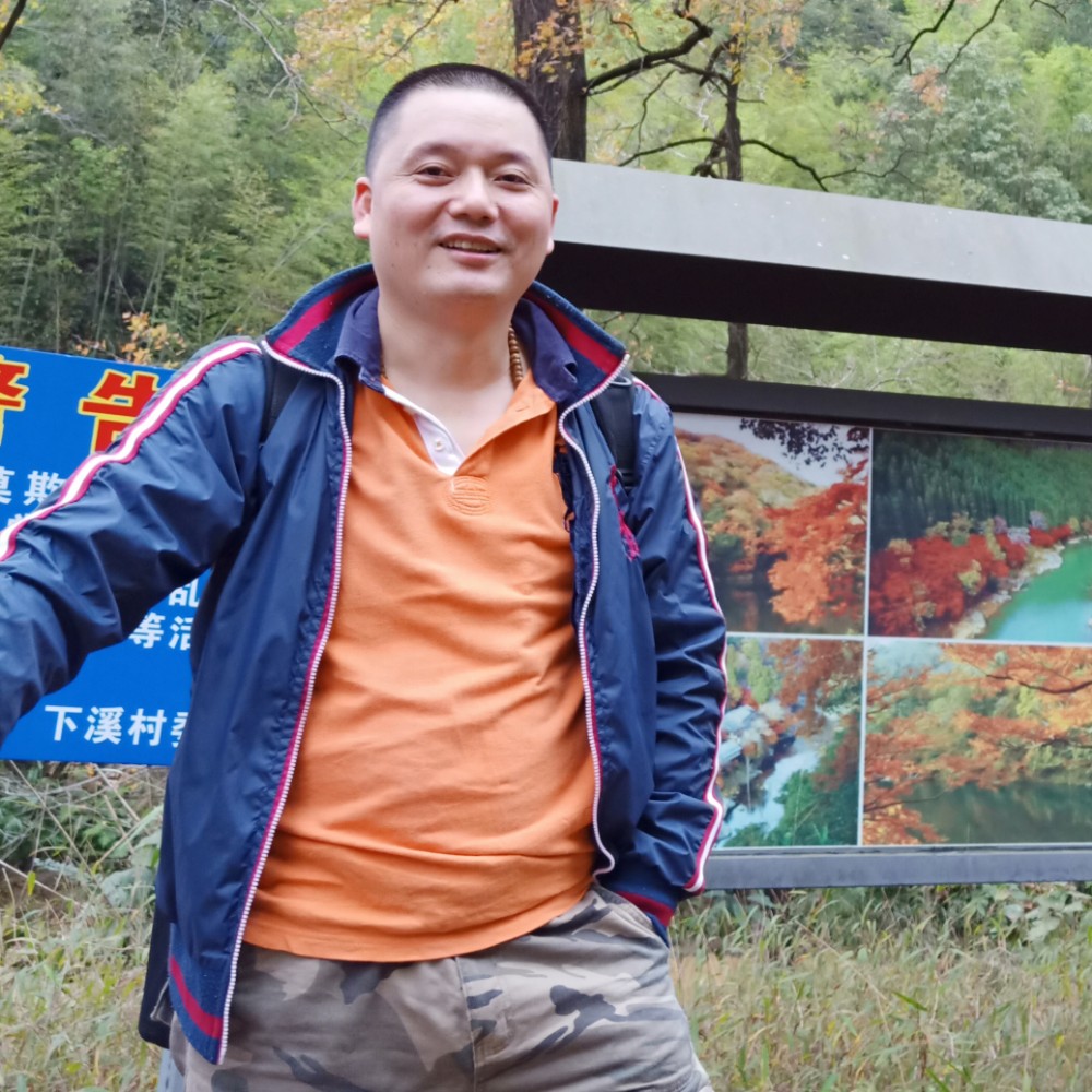 由路人的照片