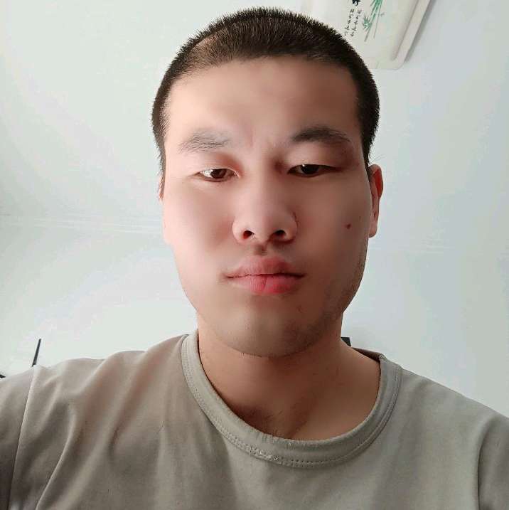 暖光挽手明理的照片