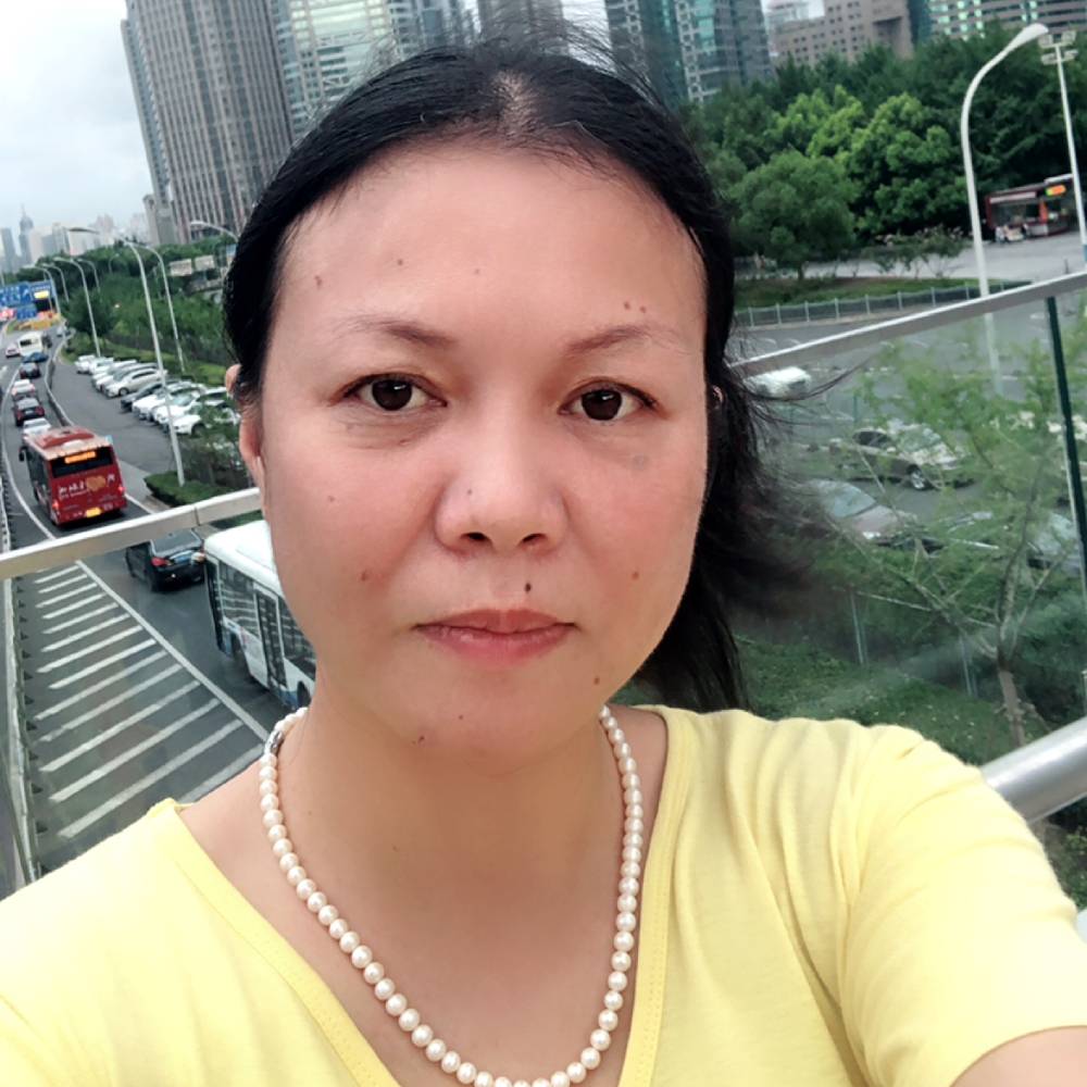 余溫等于虚拟的照片