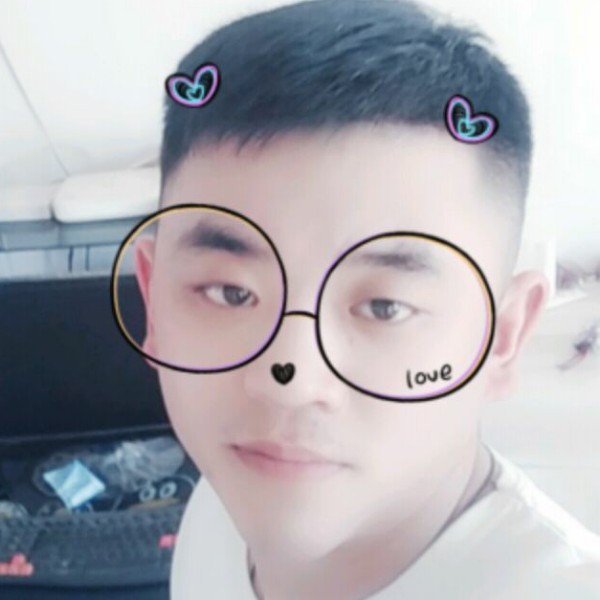 墨镜闻机智的照片