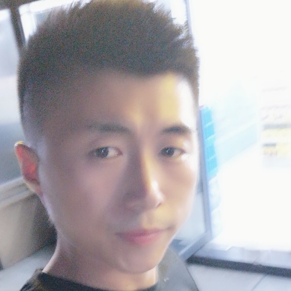 背后兮颜的照片