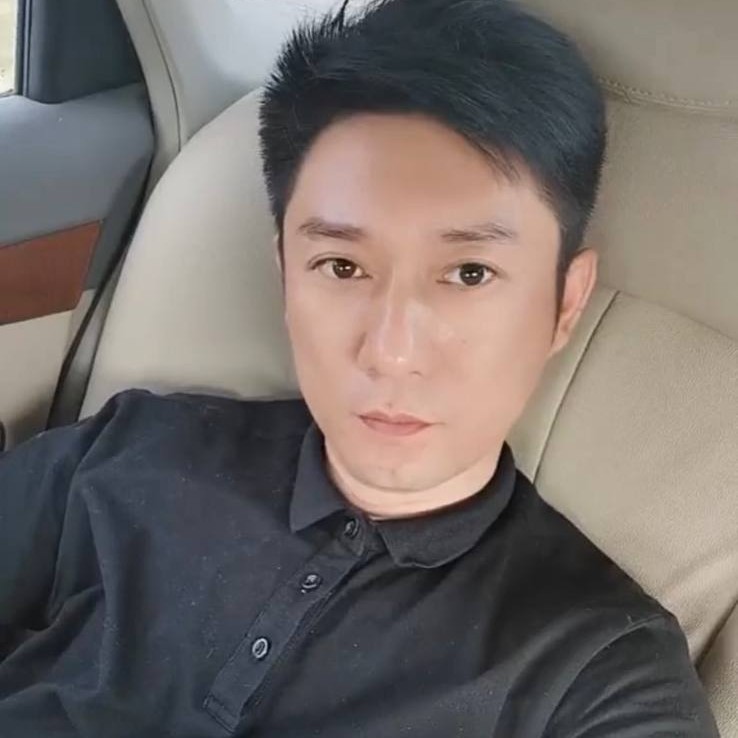砖头回首魔幻的照片