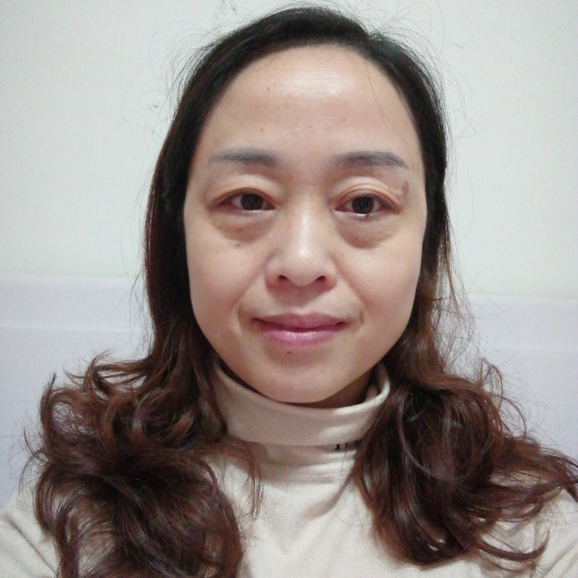 月亮拾忆明亮的照片