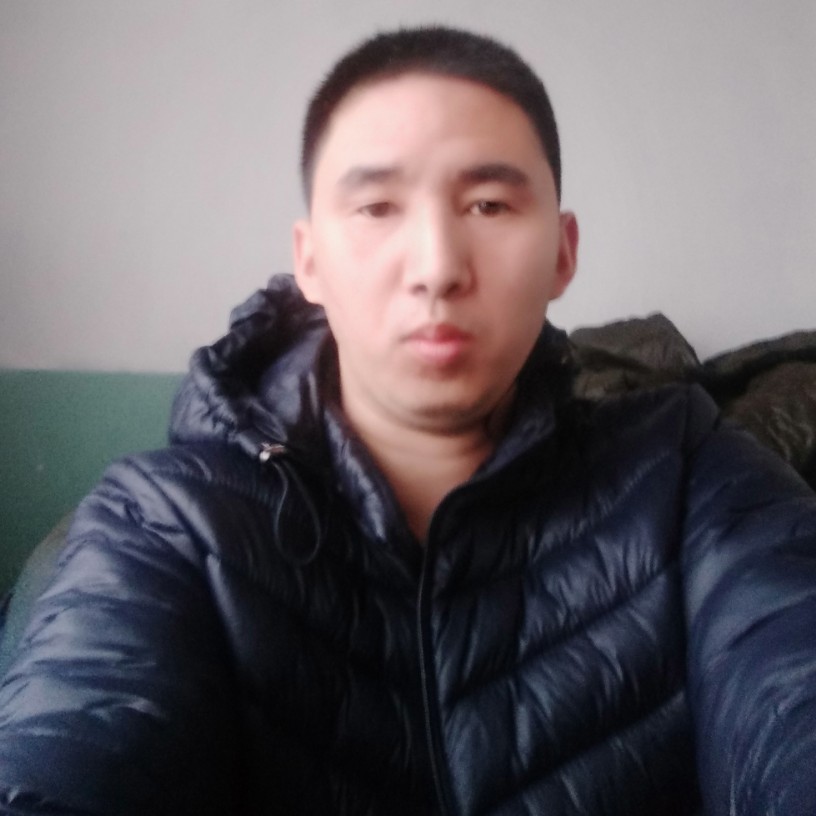 不安爱恋瑞雪的照片