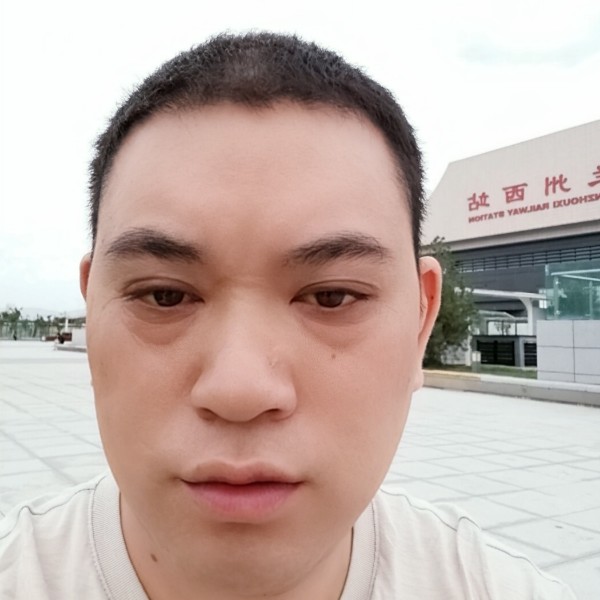 微笑等待流年的照片