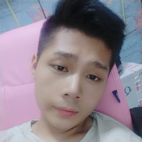 Mrfang的照片