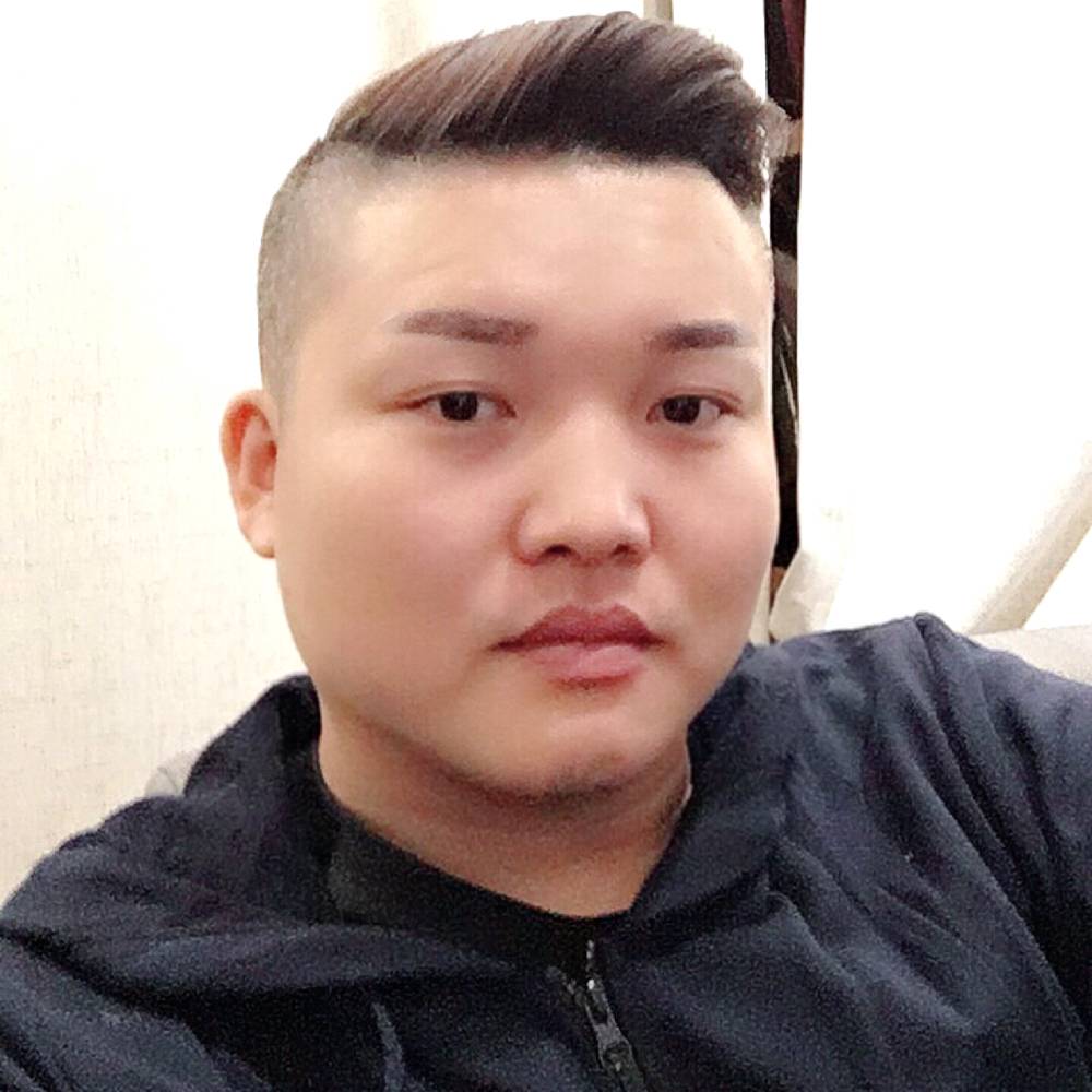 李宵墨的照片