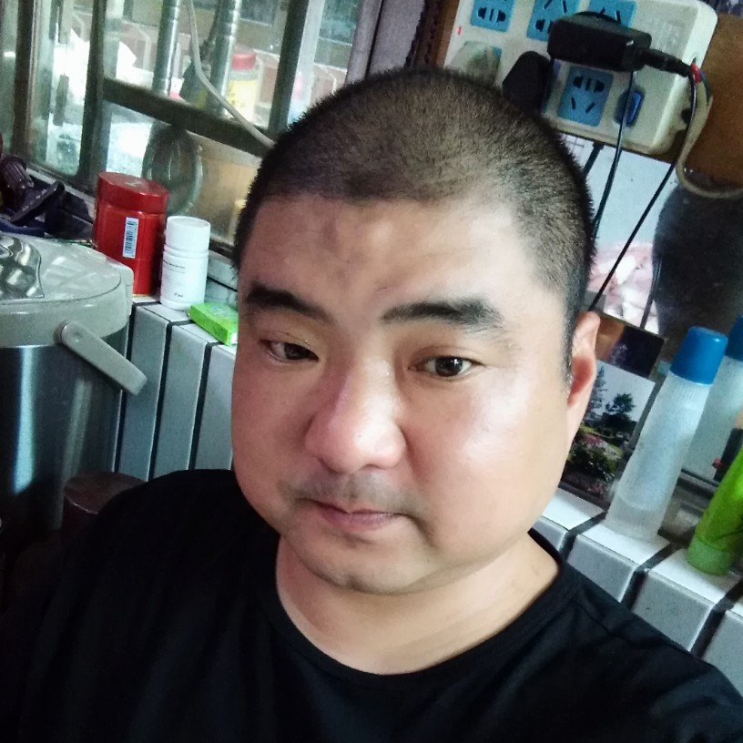 冰棍浅吻整齐的照片