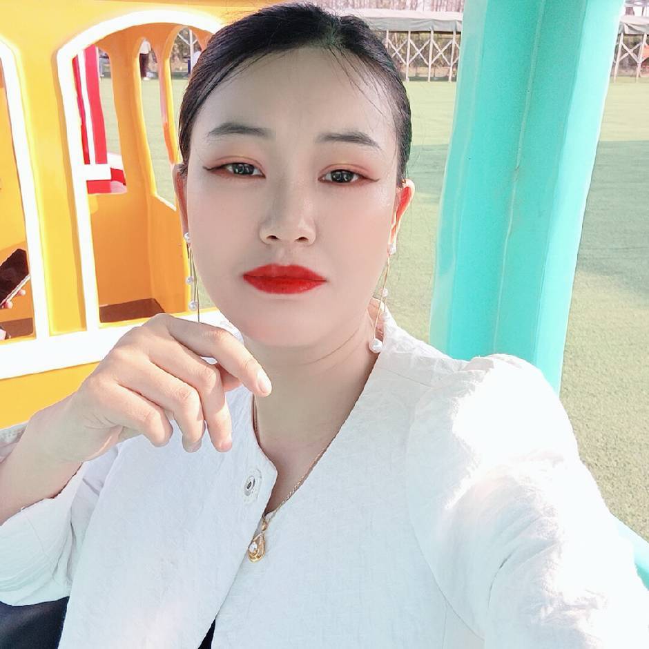 断夏回眸陌上的照片