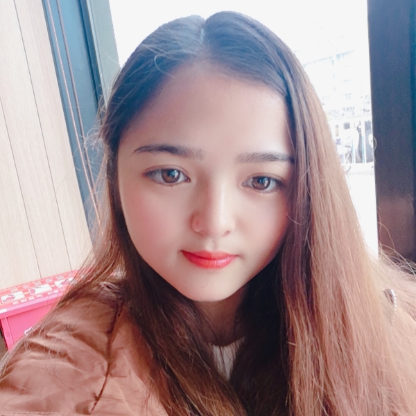 傲娇的小女子的照片